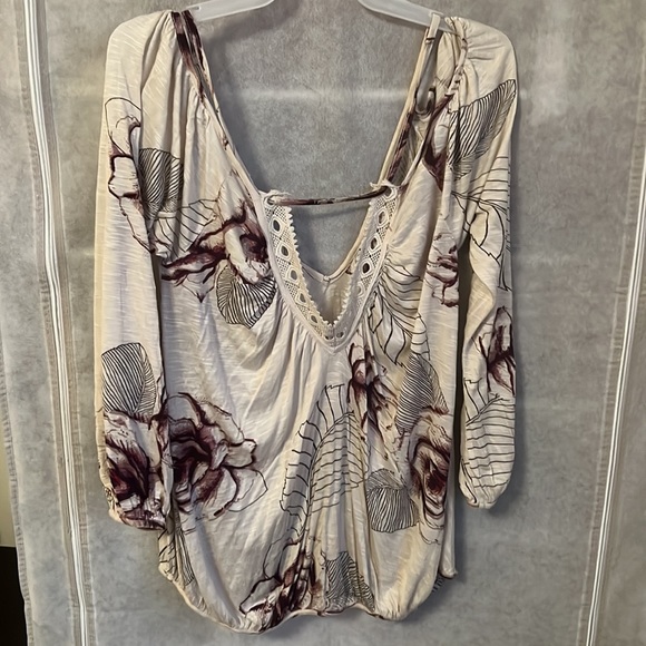 EUC🔹️Free People Off the shoulder, low back top size S - Picture 3 of 5